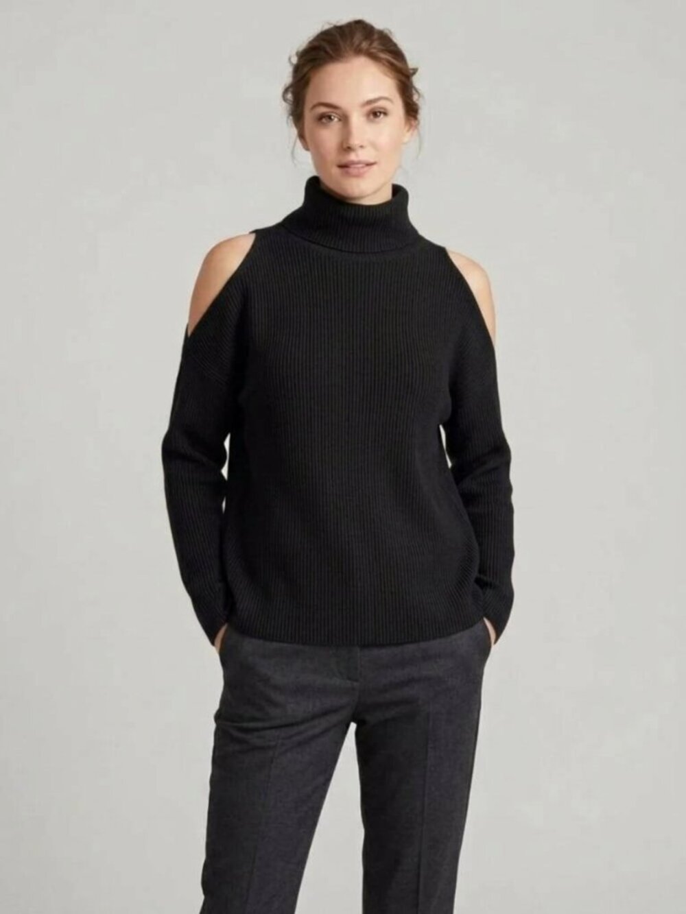 Okakie Ribbed Cold Shoulder Black Sweater